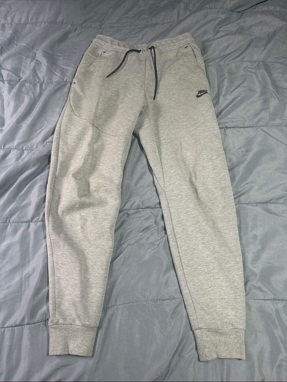 Nike Light Gray Heather Jogger Sweatpants with Black Drawcord